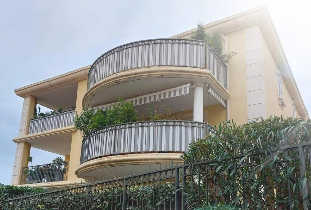 Appartement T3 agréable, proche centre et plage. Carqueiranne Esterno foto